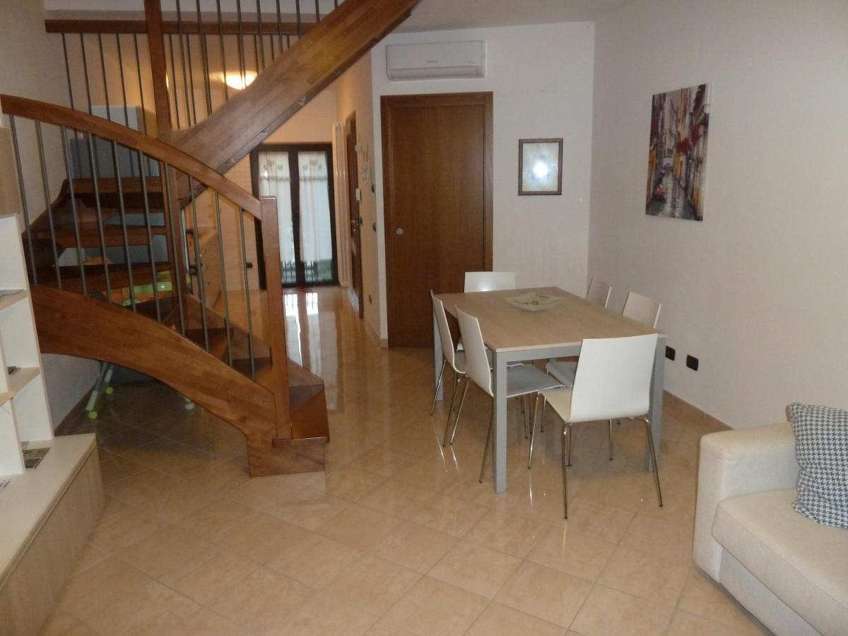 Casa Cuore - Love Pets - Fronte Ospedale Sacro Cuore Negrar Quarto foto